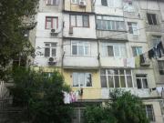 Satılır 2 otaqlı 46 m2 köhnə tikili 3 mkr