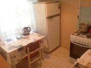 İcarəyə verilir 1 otaqlı 40 m2 köhnə tikili Elmlər Akademiyası m.