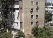 Satılır 3 otaqlı 68 m2 köhnə tikili Binəqədi r.