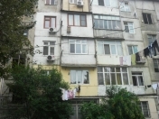 Satılır 2 otaqlı 45 m2 köhnə tikili 3 mkr