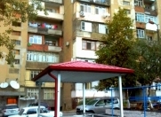 Satılır 2 otaqlı 60 m2 köhnə tikili Ukrayna dairəsi