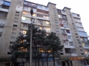 İcarəyə verilir 3 otaqlı 80 m2 köhnə tikili Yasamal parkı