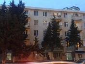 Satılır 3 otaqlı 74 m2 köhnə tikili Hüseyn Cavid parkı