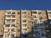 Satılır 3 otaqlı 70 m2 köhnə tikili Ukrayna dairəsi