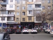 Satılır 3 otaqlı 75 m2 köhnə tikili Nəsimi bazarı