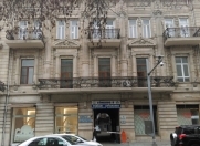 İcarəyə verilir 2 otaqlı 45 m2 ofis 28 May m.