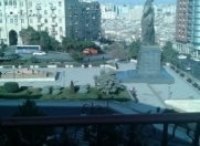 Satılır 3 otaqlı 90 m2 köhnə tikili Nəriman Nərimanov parkı