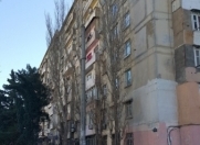 Satılır 5 otaqlı 94 m2 köhnə tikili Neapol dairəsi