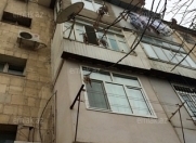 Satılır 2 otaqlı 42 m2 köhnə tikili Cavanşir körpüsü