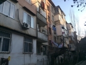 Satılır 2 otaqlı 45 m2 köhnə tikili 9 mkr