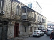 Satılır 1 otaqlı 30 m2 köhnə tikili Nizami m.