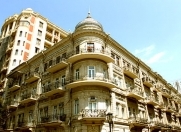 Satılır 1 otaqlı 46 m2 köhnə tikili İçəri Şəhər m.