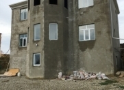 Satılır 10 otaqlı 270 m2 həyət evi Masazır