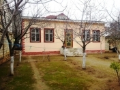 Satılır 6 otaqlı 240 m2 həyət evi Badamdar