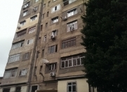 Satılır 3 otaqlı 60 m2 köhnə tikili Binəqədi r.