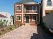 Satılır 5 otaqlı 200 m2 həyət evi Qaraçuxur