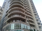 Satılır 3 otaqlı 175 m2 yeni tikili Şərq Bazarı