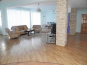 Satılır 6 otaqlı 320 m2 yeni tikili Təfəkkür Universiteti