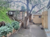 Satılır 4 otaqlı 51 m2 həyət evi Montin adına park