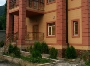 İcarəyə verilir 5 otaqlı 180 m2 həyət evi İsmayıllı