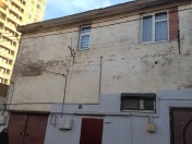 Satılır 4 otaqlı 90 m2 köhnə tikili Hüseyn Cavid parkı