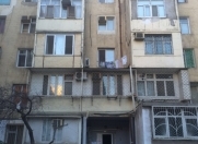 Satılır 3 otaqlı 80 m2 köhnə tikili Səməd Vurğun parkı