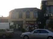 Satılır 4 otaqlı 250 m2 obyekt Badamdar