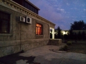 Satılır 5 otaqlı 240 m2 bağ evi Buzovna