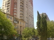 Satılır 3 otaqlı 100 m2 yeni tikili Hüseyn Cavid parkı