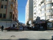 Satılır 6 otaqlı 900 m2 obyekt İnşaatçılar m.