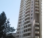 İcarəyə verilir 8 otaqlı 250 m2 ofis Gənclik m.