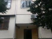 Satılır 5 otaqlı 130 m2 köhnə tikili 8 km