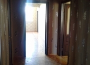 Satılır 4 otaqlı 95 m2 köhnə tikili Tibb Universiteti