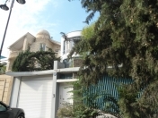 Satılır 7 otaqlı 800 m2 həyət evi Yasamal r.