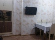 İcarəyə verilir 2 otaqlı 42 m2 köhnə tikili Axundov bağı