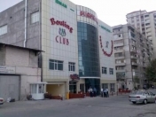 İcarəyə verilir 4 otaqlı 60 m2 obyekt Tibb Universiteti