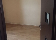 Satılır 3 otaqlı 67 m2 köhnə tikili Ukrayna dairəsi