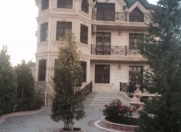 Satılır 9 otaqlı 900 m2 həyət evi Masazır