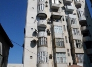 Satılır 3 otaqlı 135 m2 yeni tikili 8 mkr