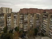 Satılır 2 otaqlı 60 m2 köhnə tikili Yasamal parkı