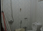 İcarəyə verilir 1 otaqlı 35 m2 köhnə tikili Ukrayna dairəsi