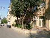 İcarəyə verilir 2 otaqlı 40 m2 köhnə tikili Respublika stadionu