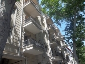 Satılır 3 otaqlı 117 m2 köhnə tikili Azneft meydanı