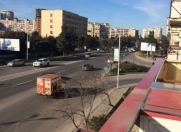 Satılır 3 otaqlı 75 m2 köhnə tikili Binəqədi r.