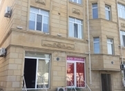 İcarəyə verilir 2 otaqlı 70 m2 ofis Nəriman Nərimanov parkı