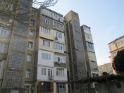 Satılır 3 otaqlı 75 m2 köhnə tikili Nəriman Nərimanov parkı