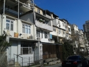 İcarəyə verilir 1 otaqlı 40 m2 köhnə tikili Elmlər Akademiyası m.