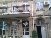 Satılır 5 otaqlı 150 m2 köhnə tikili Sahil m.