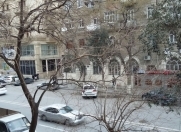 İcarəyə verilir 3 otaqlı 72 m2 köhnə tikili Nəriman Nərimanov parkı