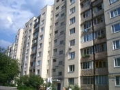 Satılır 2 otaqlı 60 m2 köhnə tikili Neapol dairəsi